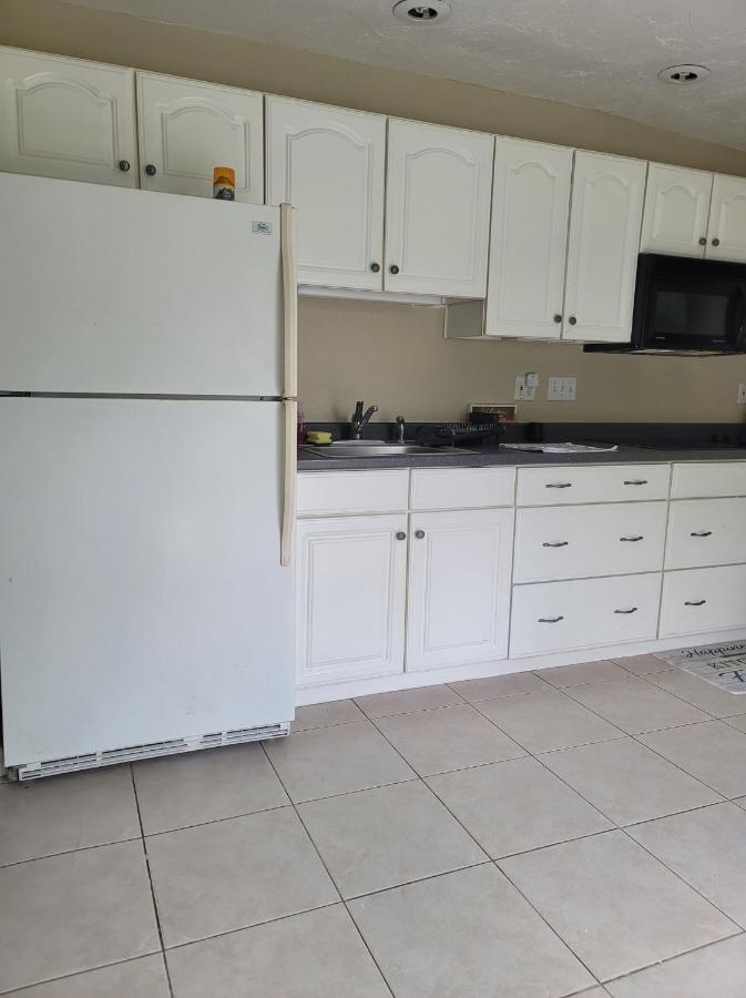 Entire Guesthouse 5 Mins To Siesta Key & Downtown Sarasota Zewnętrze zdjęcie